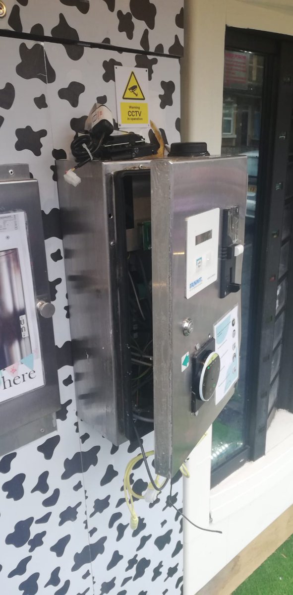 Simplecowmilk's tweet photo. Yet again, the milk station at the @TheMoorfields has been vandalised again. This is happening on a very regular basis. @ASPolice this is on top of my laptop being stolen from my car this week. https://t.co/hfVsEvf1Z1
