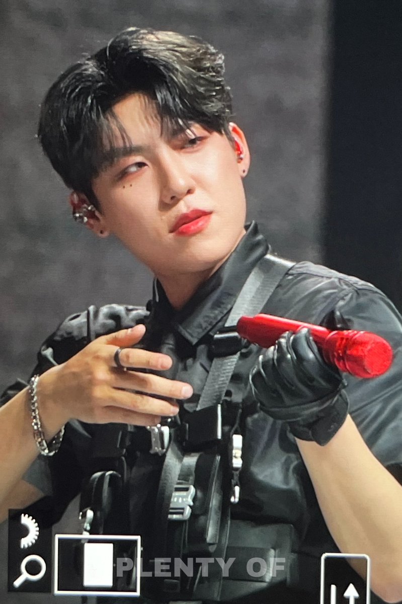 220518 SAVIOR 컴백 쇼케이스
🥲🥲🔫🔫🔫🔫🔫🔫
#박우진  #PARKWOOJIN #AB6IX