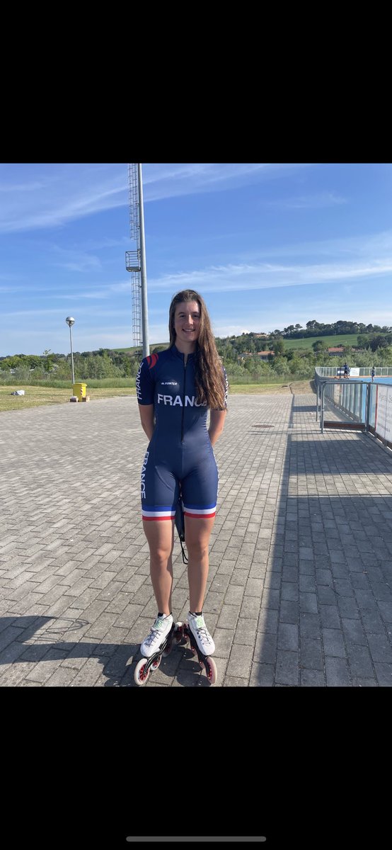 PibracRoller's tweet photo. Le week end dernier Alison Bernardi etait à Senigallia en Italie sous les couleurs de l équipe de France. Elle a pris la médaille 🥈 sur la course à élimination et la médaille 🥉 sur la course à point.
@VillePibrac @SIISudOuest @GroupeSII https://t.co/ZC0x64hDOr