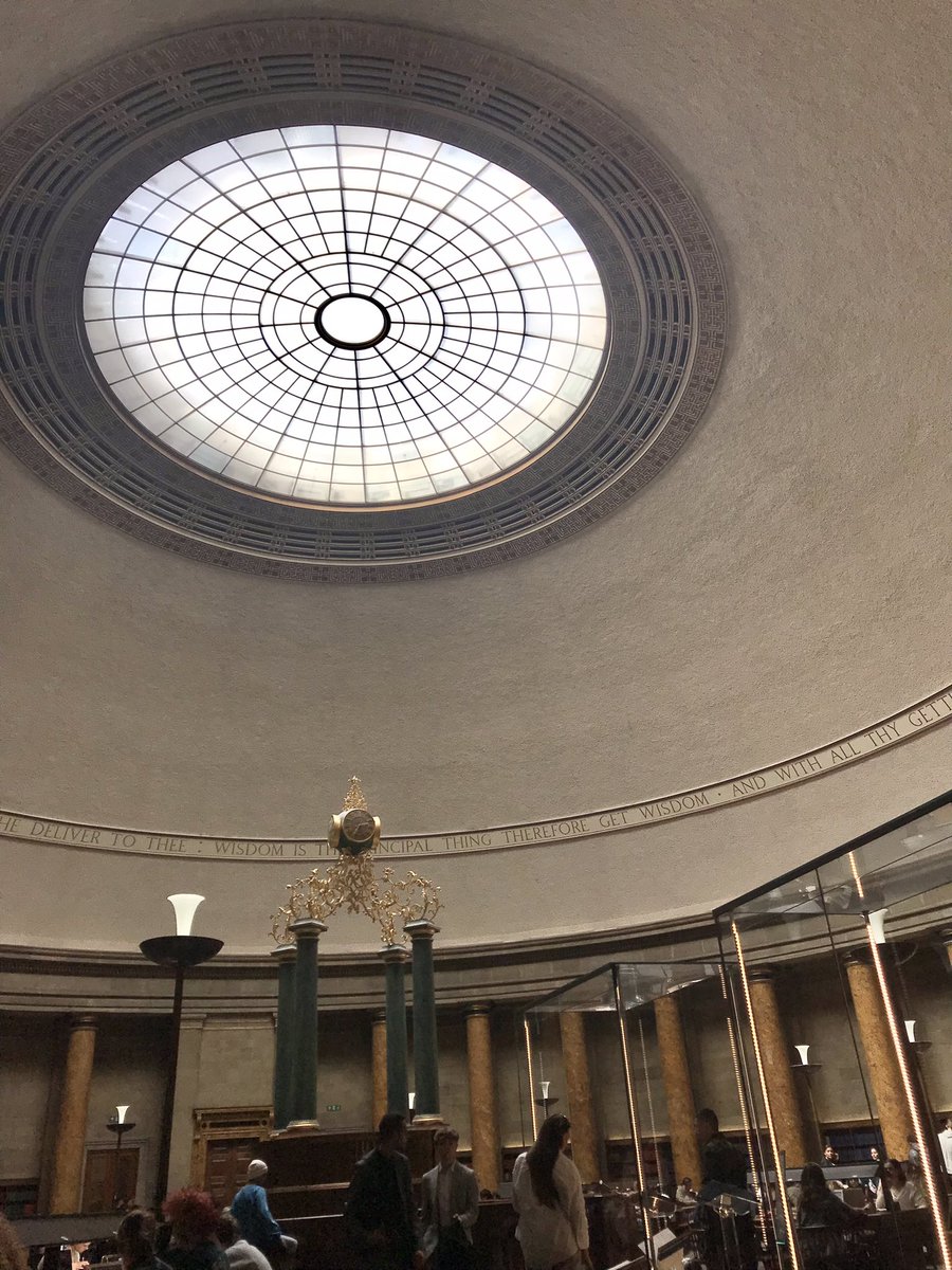 Forgotten how amazing Manchester Central Library is!! Rejoined as a member 📚<a href="/MancLibraries/">Manchester Libraries</a> <a href="/archivesplus/">Archives+</a>