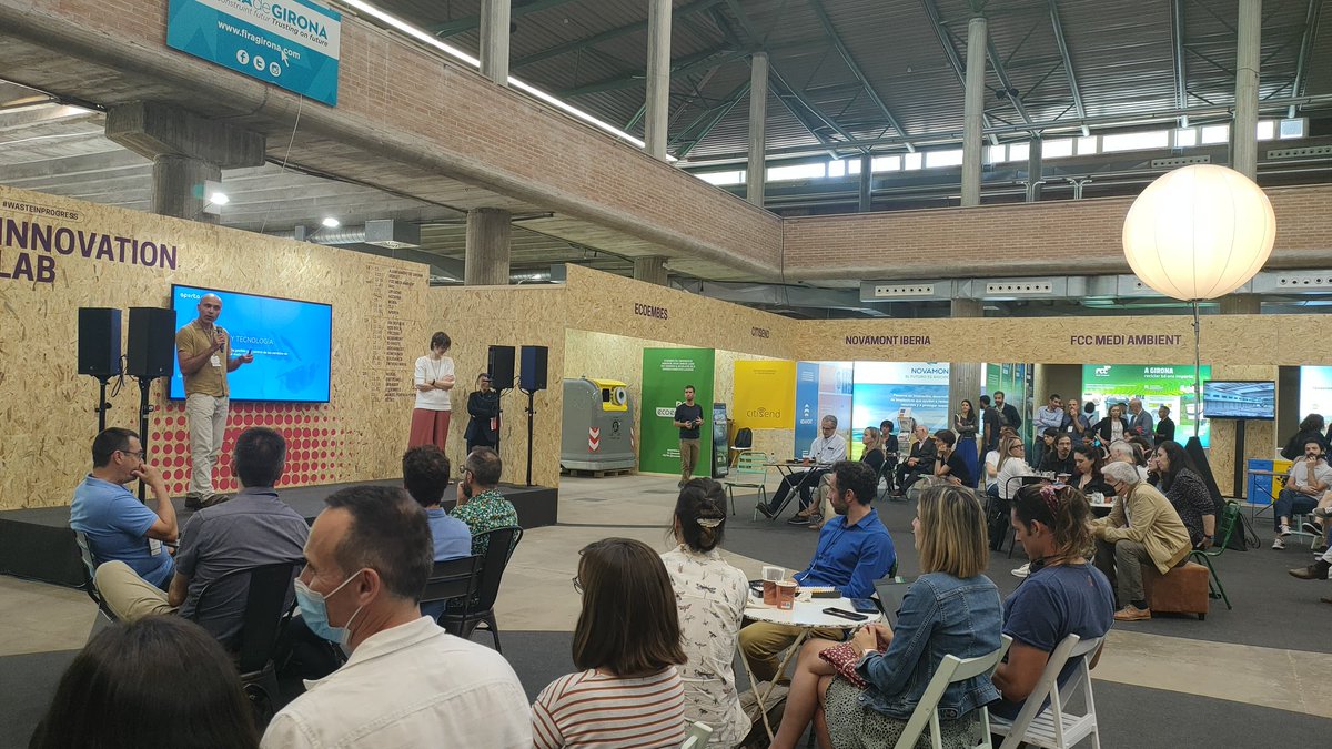 Els cracs d'Aporta expliquen com faciliten enormement la feina a les administracions locals 🔝

<a href="/wasteinprogress/">Waste in Progress</a> <a href="/firadegirona/">Fira de Girona</a> <a href="/residuscat/">Agència de Residus</a> #waste #residus #aporta #coop
