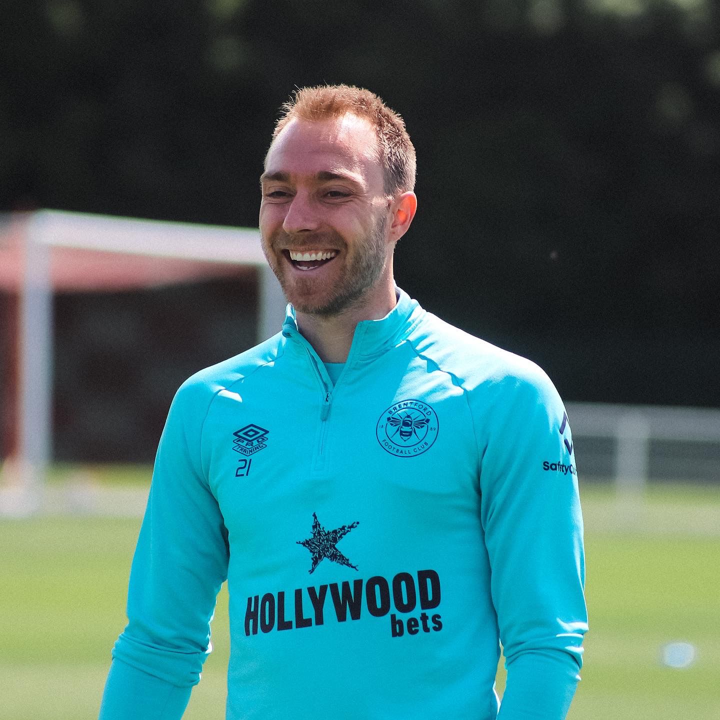 Brentford FC on Twitter: "☀ Building up to Sunday in the sun # ...