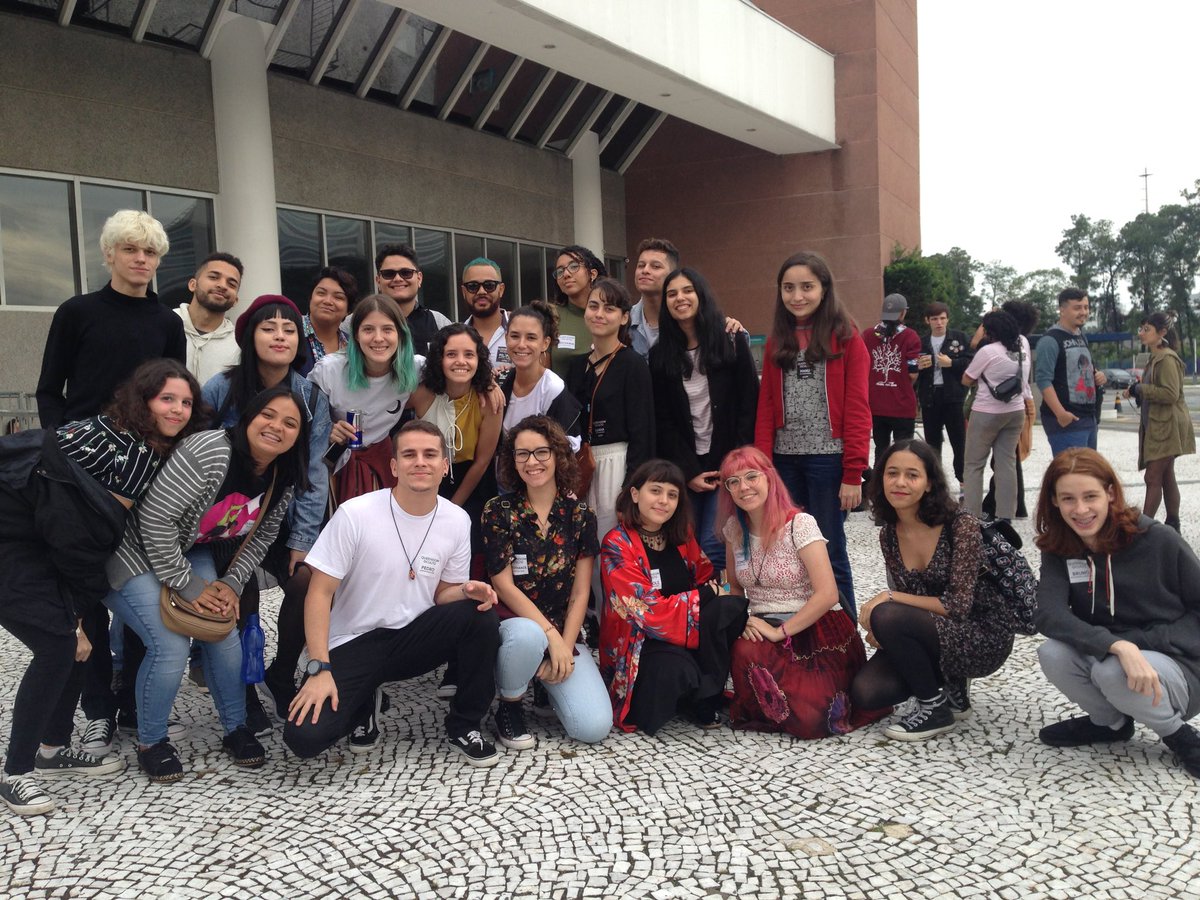 thisishowKIMdo's tweet photo. 3 anos de um dos melhores dia nessa vida. Queendom Oculto reunido no show da loirinha ❤️ que venha o próximo!!!! https://t.co/tTNEcVnrLd