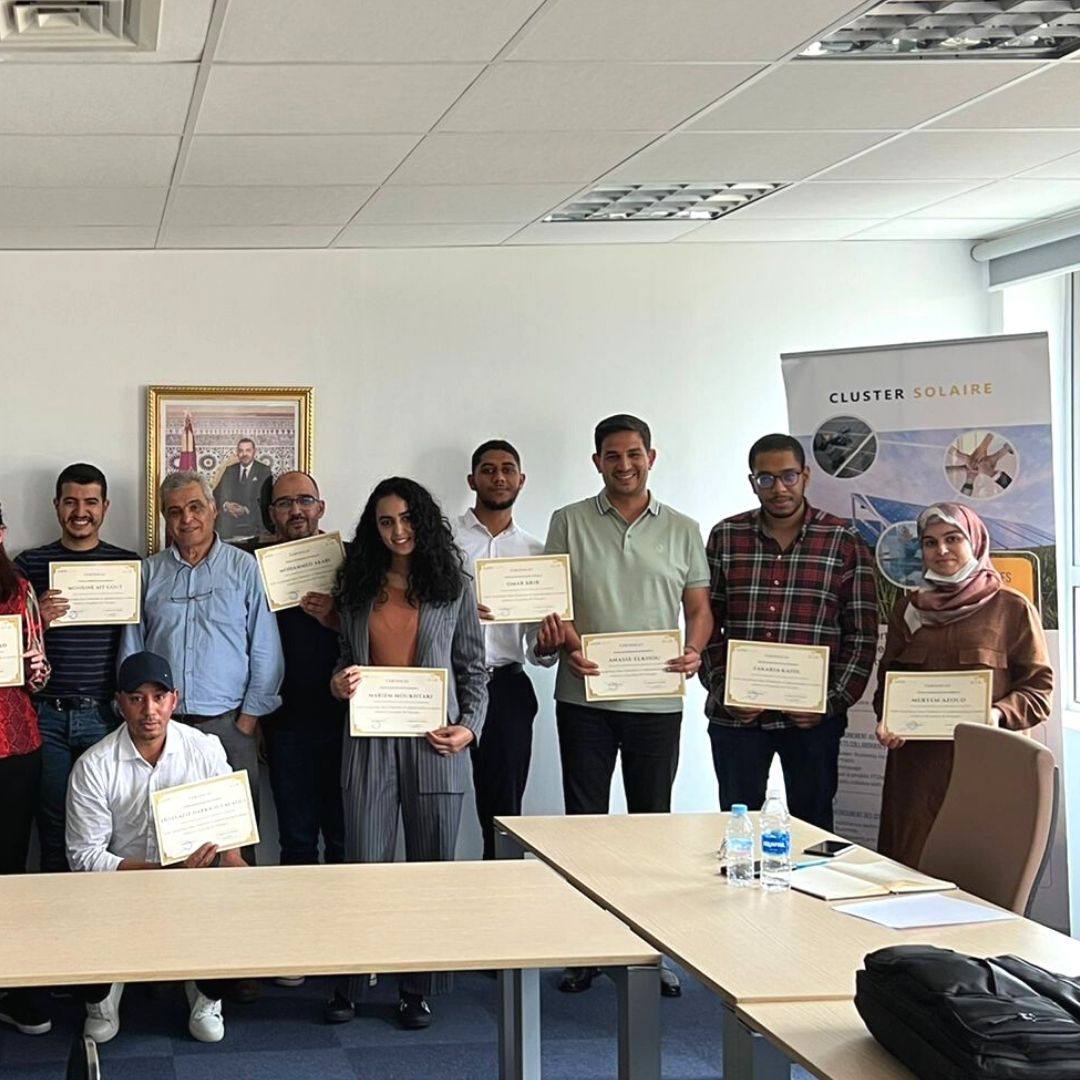 SolarexportMA's tweet image. #Solarexport prépare votre industrie à la nouvelle norme 50001 relative au #management de l’#énergie: Mariem Moukhtari a brillamment complété sa #formation sur « l’audit énergétique dans l’industrie et la réglementation et normes relatives à la gestion de l’énergie ».