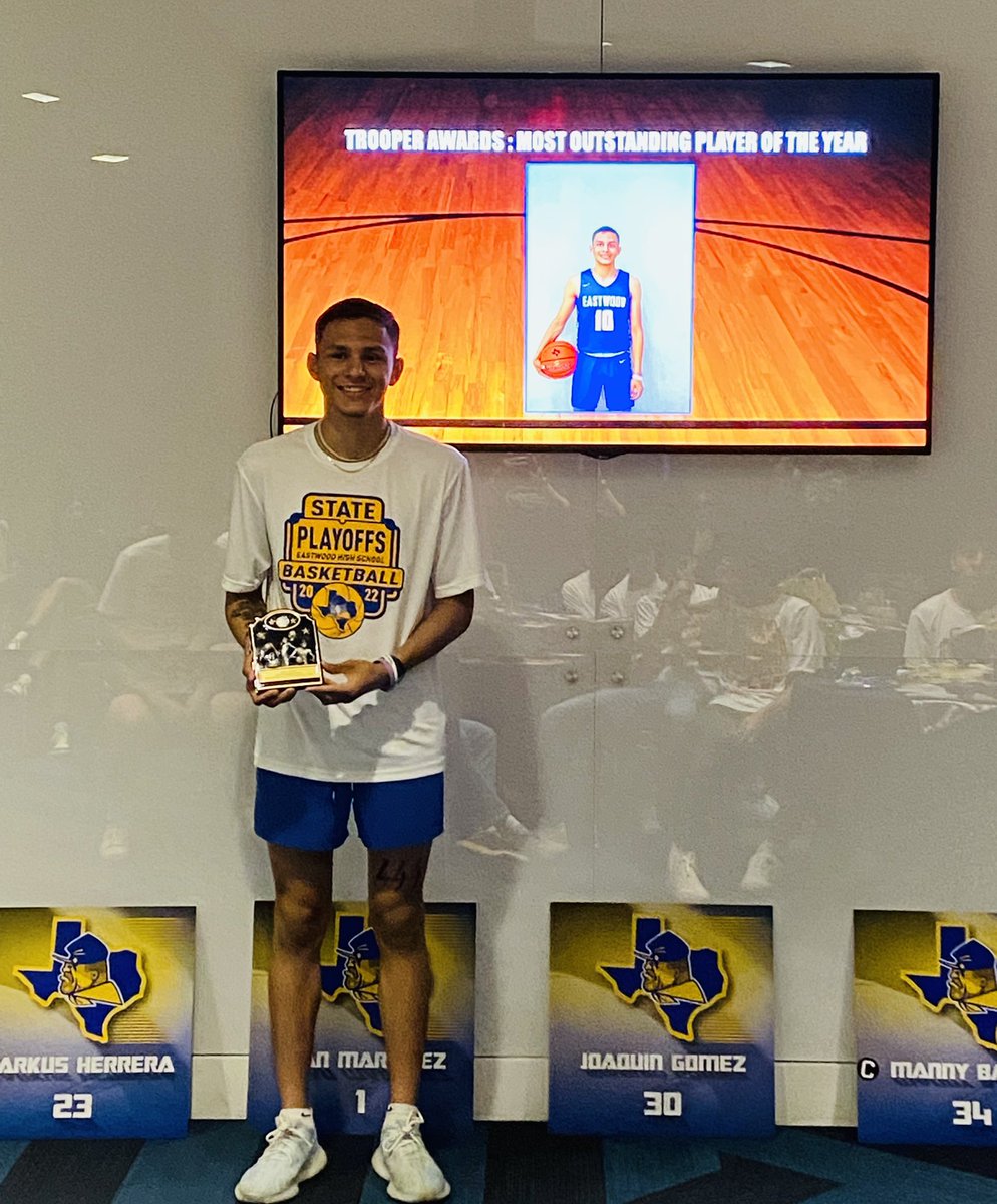 EastwoodBasket1's tweet photo. Congratulations to our Trooper Basketball Most Outstanding Player of the year Award #teamiseverything #banquet2022 @Coach_Celaya @dem915boys @EHSCoachLopez https://t.co/ZLvMduZCAb
