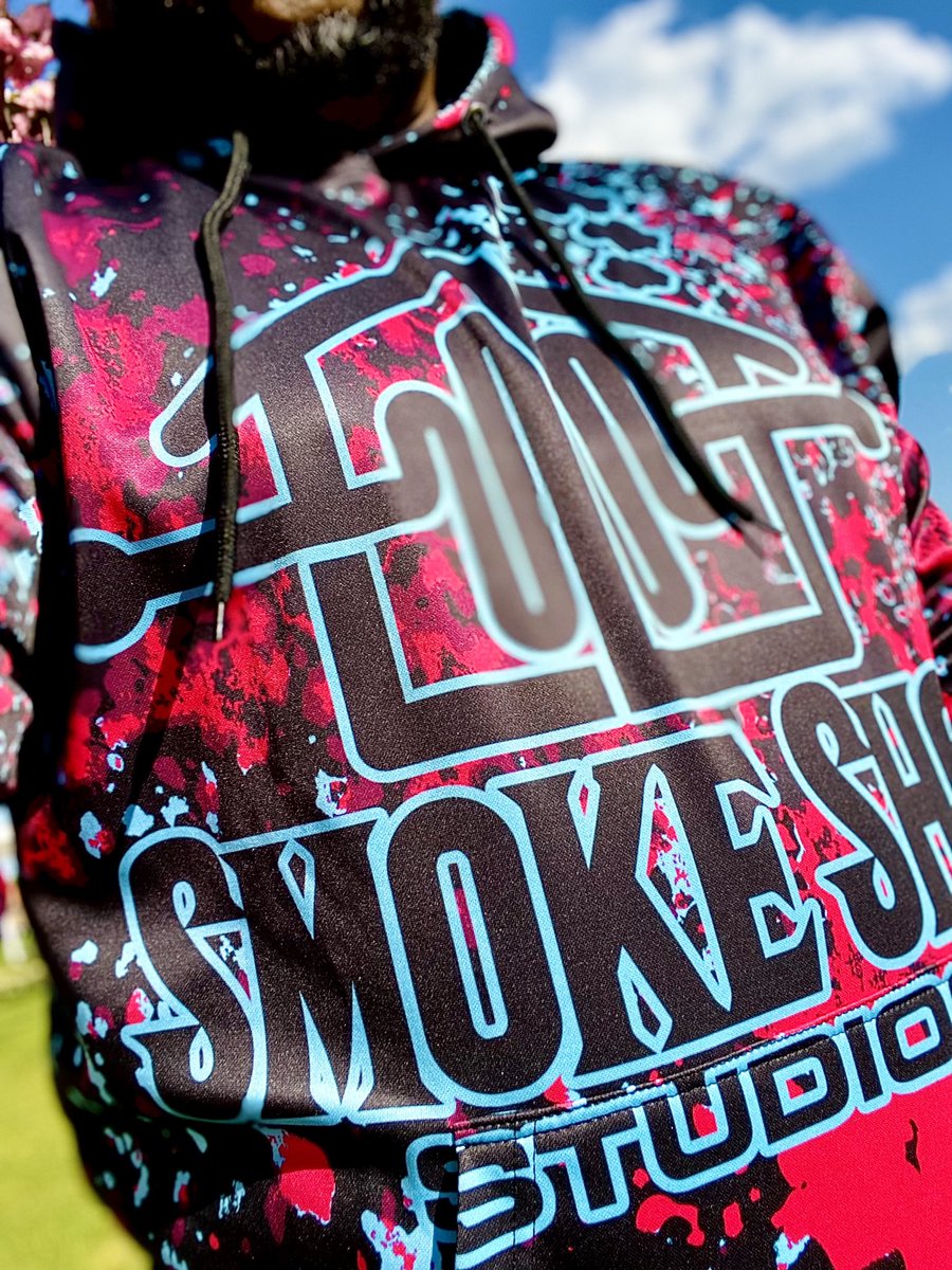 RajRayma1's tweet photo. Affiliated for life!! #indie #music #wheretheresamoketheresfire #customfits #tracksuit #couloursplash @smokeshopstudio https://t.co/ccDG011Msi