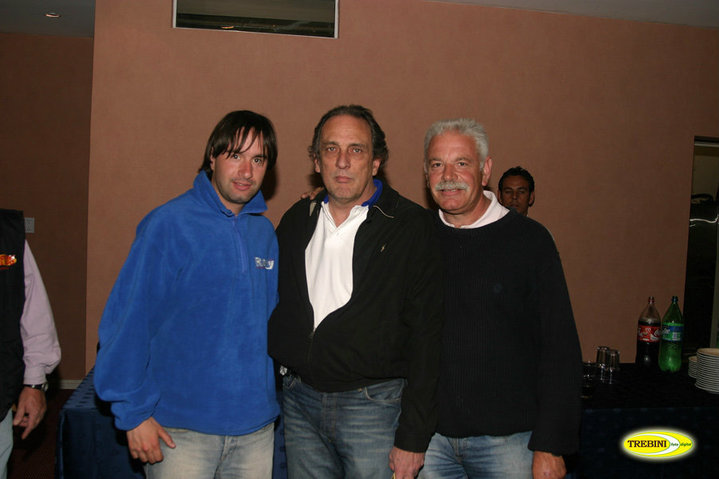 PabloMACHIWRC's tweet photo. #HugoMACHI Hugo Machi #GraciasPapa #Siempreenmicorazón #elmaestrodelRally #Nuncateolvidaré EL MAESTRO DEL RALLY (1948-2000000000000022) 🚒❤️🇦🇷🌏⭐️
Gracias Papa, por todo lo que me enseñaste desde que tengo uso de razón, tantos momentos mágicos que compartimos. #SEEYOUSSONPAPA. https://t.co/ll0OI6DYaR