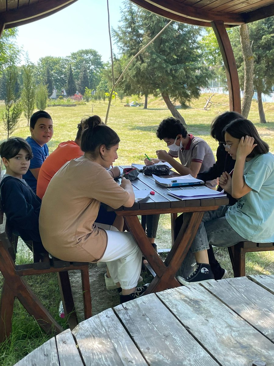 7. Sınıf öğrencilerimiz Matematik Öğretmenimiz Zülal ÖZLÜK eşliğinde doğada matematik dersi yaptılar.
@valikaldirim
<a href="/ebubekirsavasci/">Ebubekir Sıddık Savaşçı</a>
@coskunbakirtas5461 
<a href="/adapazarimem/">Adapazarı İlçe Millî Eğitim Müdürlüğü</a> 
<a href="/sakaryamem/">Sakarya İl Millî Eğitim Müdürlüğü</a>
@sakaryavaliligi 
<a href="/tcmeb/">Millî Eğitim Bakanlığı</a>