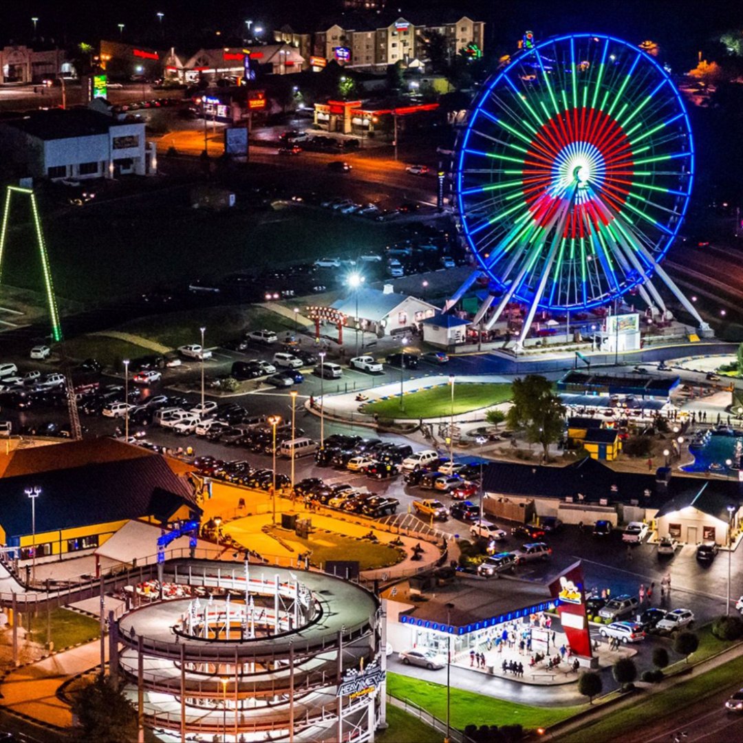 This peaceful, wooded setting of Club Wyndham Branson at The Falls, located just three miles from all of Branson in one memorable stay by combining top attractions, theme parks, shops, restaurants, and live entertainment shows with all the breathtaking outdoor Ozark beauty.