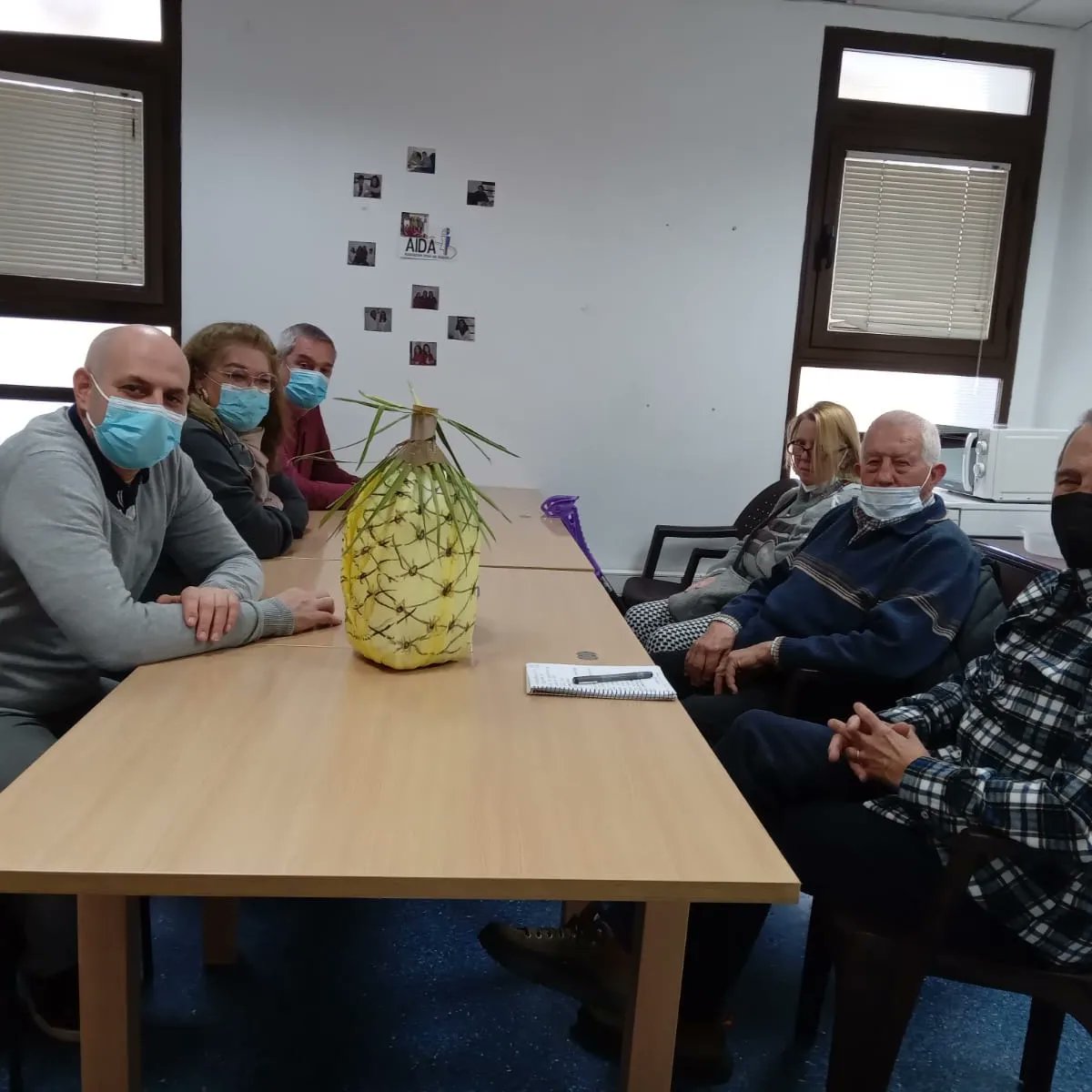 El taller de apoyo psicológico es un espacio seguro que permite a los usuarios de AIDA expresar sus necesidades emocionales y beneficiarse de la ayuda brindada por otras personas que también han sufrido lesiones neurológicas y atraviesan una situación similar a nivel emocional