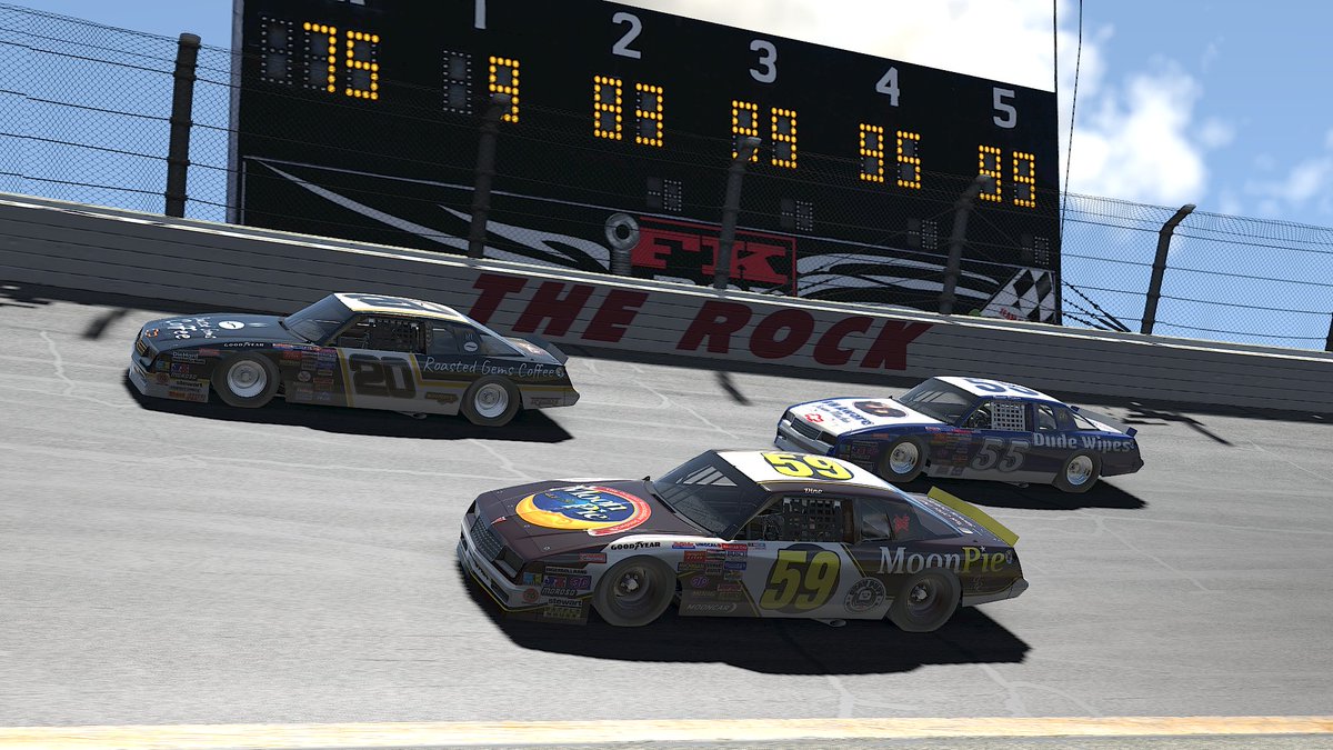 I couldn't make the #Rockingham508 from Heat #1 last night, but still had so much fun in the @MoonPie Pontiac. Tune in tonight at 8PM on twitch.tv/eracr_gg to watch the big boys go at it for 500 laps!