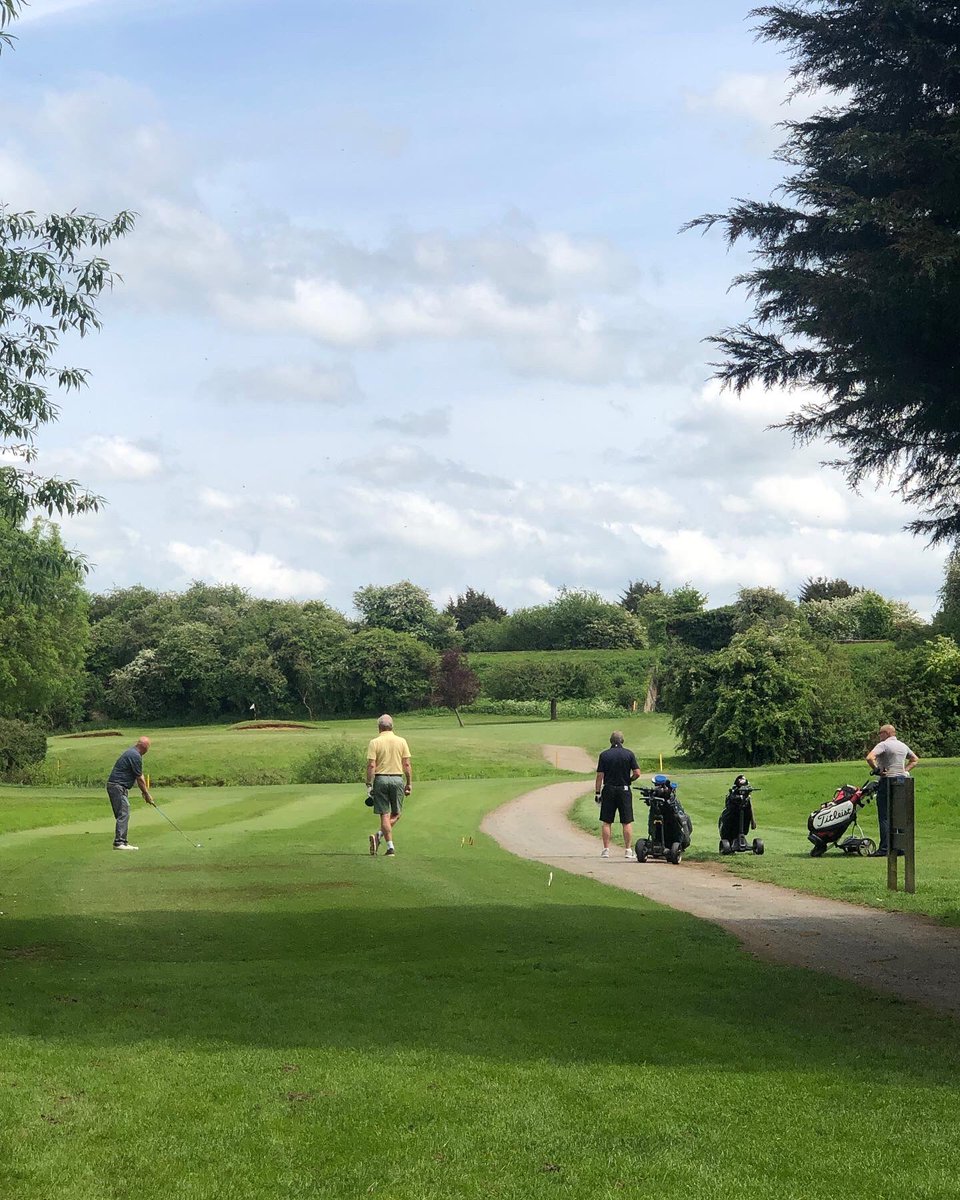 UllesthorpeGolf's tweet photo. Plenty of golfers out on the course today making the most of these beautiful conditions! If you fancy coming along and booking a Golf Break/Day with us or if you want to enquire about our memberships, please email golf@ullesthorpecourt.co.uk to find out more ⛳️👍🏻 https://t.co/CDl9brNCGw