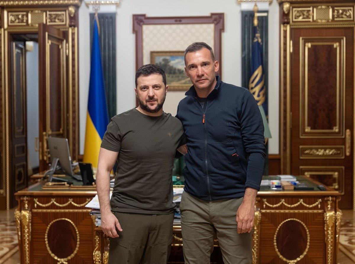 ZelenskyyUa's tweet photo. .@jksheva7 став першим амбасадором @U24_gov_ua. Андрій своєю працею здобув довіру на міжнародній арені. І тепер у нього важлива місія – розповідати світу про події в 🇺🇦 та спрямувати свій авторитет на збільшення допомоги 🇺🇦. 
Долучайтеся до ініціативи: https://t.co/dhjm311rty https://t.co/elWjOpOOt1