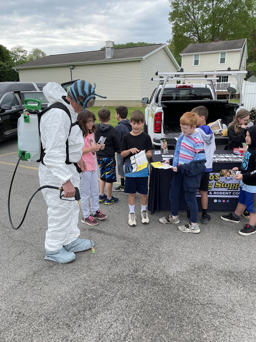 Christina tweet media