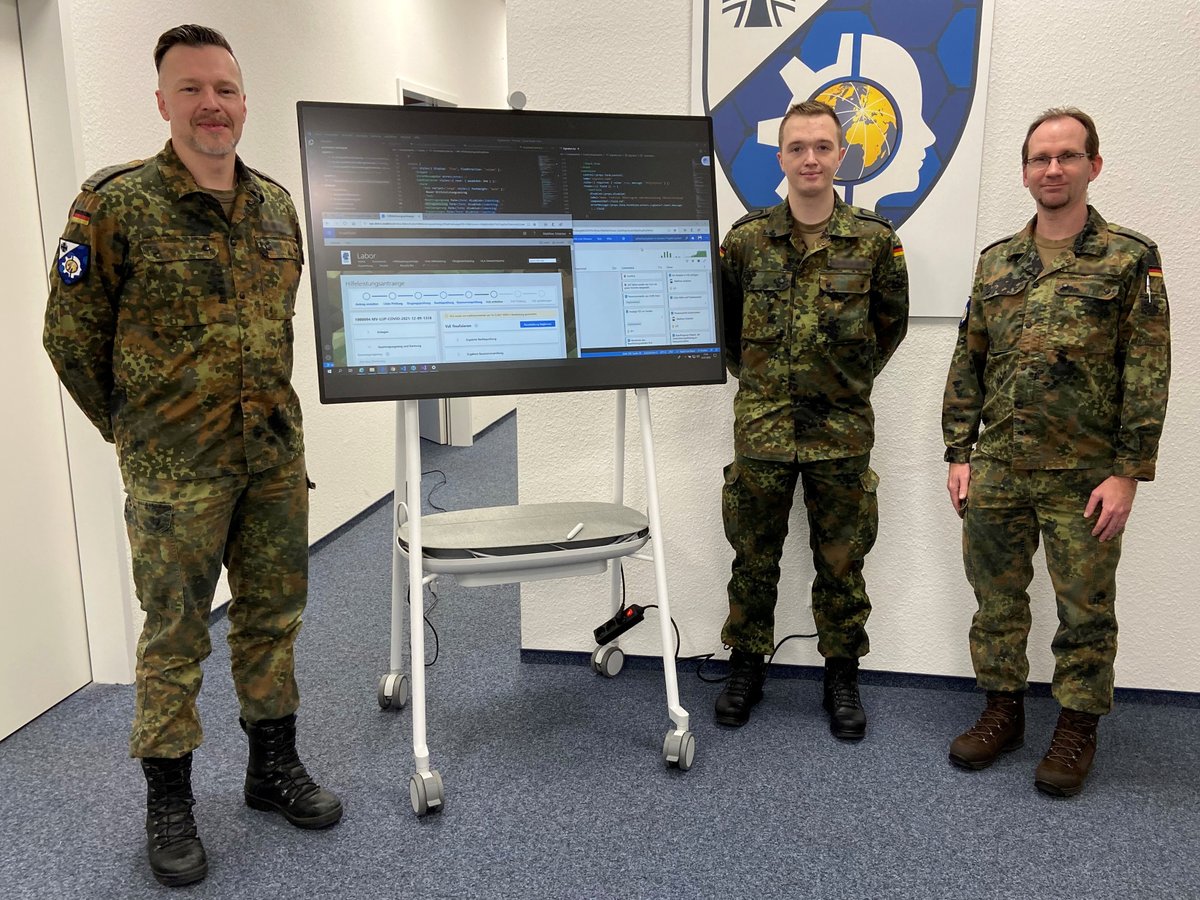 cirbw's tweet photo. Mit Auflösung des „#Corona-Kontingents“ @SKB_JSES endet der größte &amp; längste #Amtshilfe​einsatz der Bw. Dabei wurde deutlich, dass das analoge Antragsverfahren dringend überarbeitet werden muss. Die Anwendung „digitaler HLA“ des #ZSwKBw schafft Abhilfe: https://t.co/Fhl2KYhiE3 !B https://t.co/V9ynV7H53G