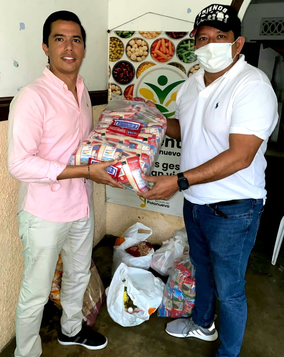 Alcalde Edgardo Martes gestiona kits de alimentos en aras de seguir fortaleciendo el Banco de Alimentos Clara Peña de Martes, gracias a la solidaridad del propietario de la finca Nazareth, Oscar Aviléz. Los kits alimentarios serán destinados a las familias de bajos recursos.