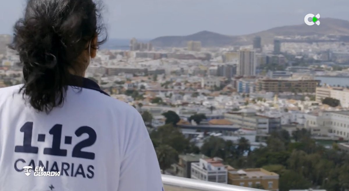 112canarias's tweet photo. 📺@RTVCes emitió anoche un reportaje del #CECOES @AdmPcasGobcan que pone en valor el trabajo del @112canarias en las grandes emergencias, desde su creación en 1998.

Gracias al programa 'En Guardia' por darnos la oportunidad de contarlo en primera persona
https://t.co/f0NbL7ls9b https://t.co/81kxkiRiiq