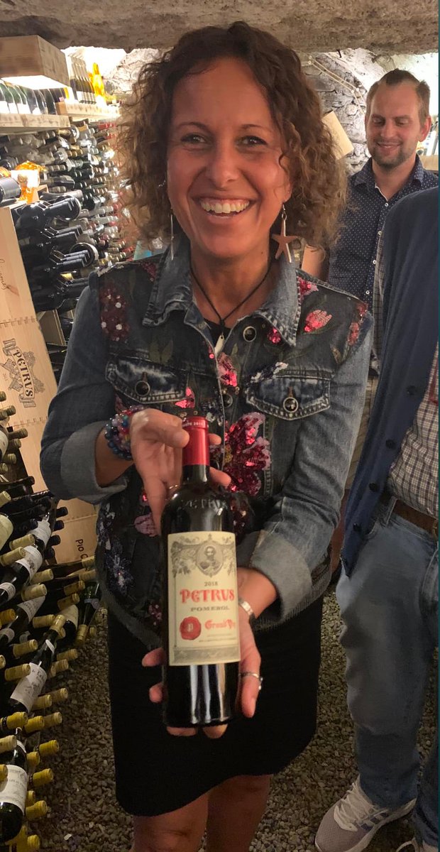 FISARVDA's tweet photo. E dopo l’esame la cena con i corsisti, il Direttore di corso, i relatori e i componenti del direttivo  🥂

#fisar #fisarvalledaosta @FISARNazionale https://t.co/wQNDW2bCJe