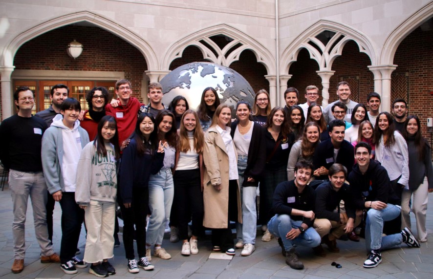 UR_RobinsSchool's tweet photo. Thank you to our Spring 2022 Exchange students for brightening our campus this past semester! We hope you made it home safely and you will be missed! https://t.co/qq5ngOm1E7