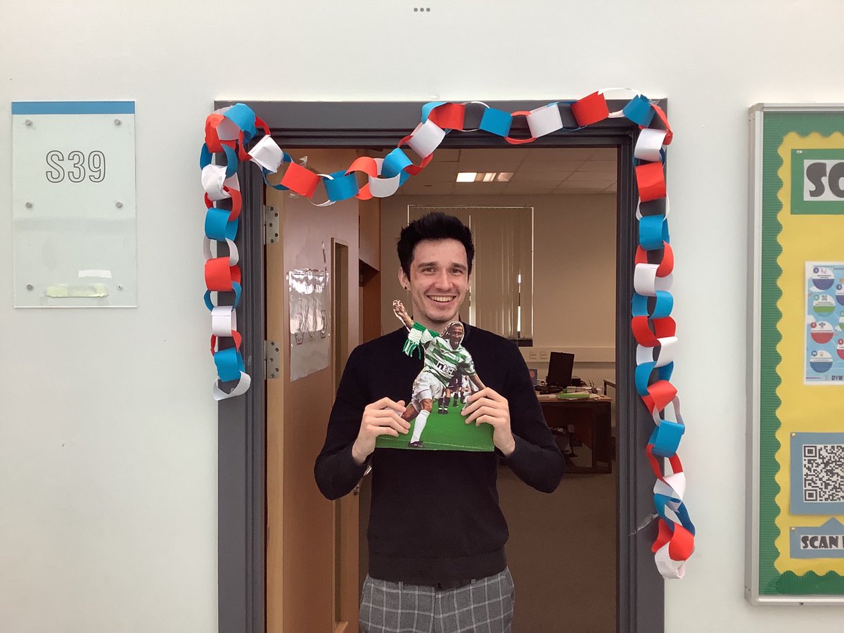 MrCarmichael94's tweet photo. We have fun in our department😂 https://t.co/wkZRC7RV9x