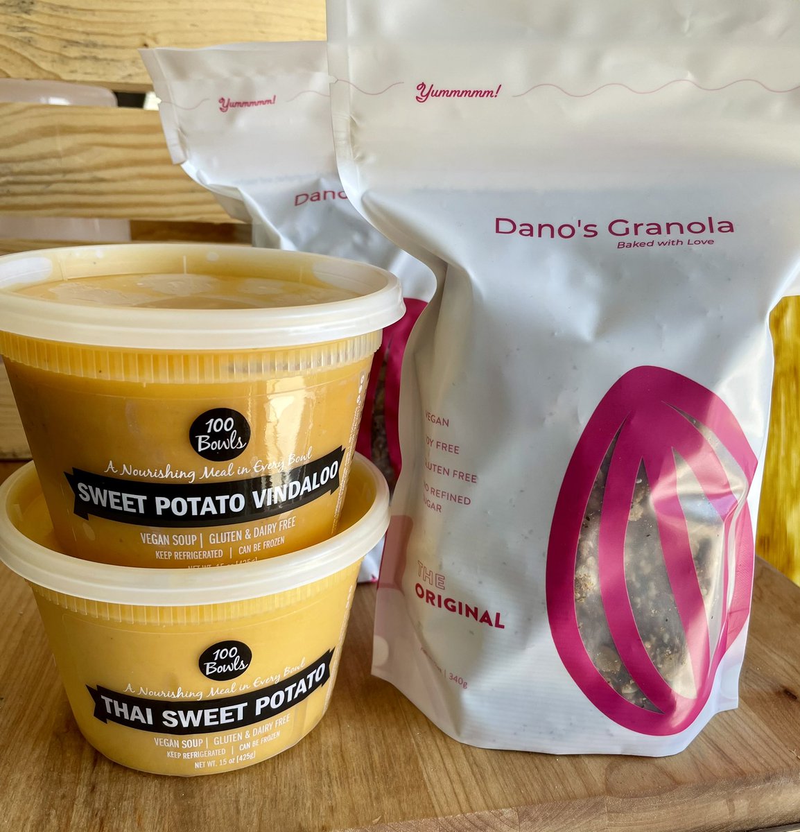 100Bowls's tweet photo. Two soups we love pairing with @danosgranola for some added crunch and deliciousness! Like our soup, it’s gluten and dairy free. 

#100bowlsofsoup #100bowls #soup #vegansoup #granola #soupbowls #vegan #glutenfree #dairyfree #glutenfreefood https://t.co/p0iQEKIUMd