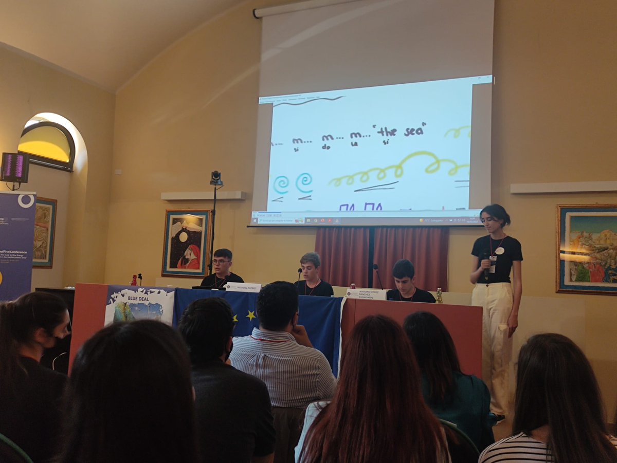 bluedeal_med's tweet photo. #BDFinalConference #BDfortheFuture🏆

ARTISTIC EXPRESSION category

🗣️ @cpmrequena 🇪🇸 have developed a musical language using elements related to the sea to create a score that everyone can interpret. Live music from the hands of these students

#bluegrowthcommunity https://t.co/mrZFJodjoG