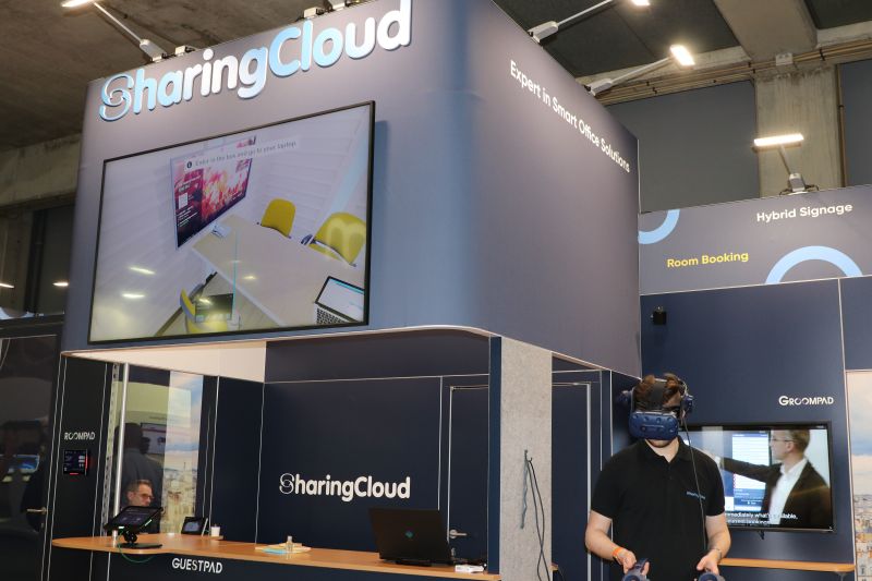 SharingCloud tweet media