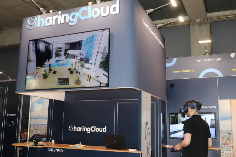 SharingCloud tweet media