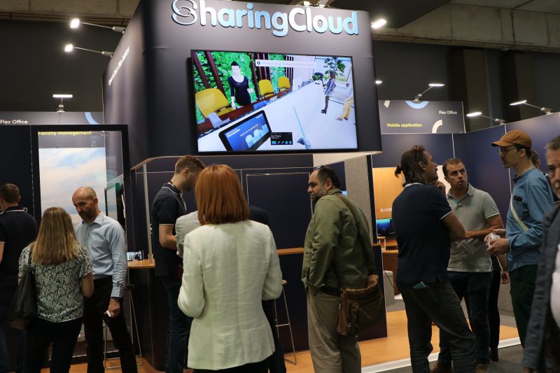 SharingCloud tweet media
