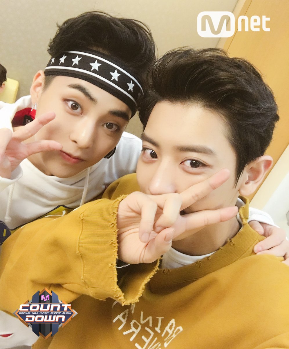weEXOworld's tweet photo. Con mi pequeño Akame tenemos a las #𝐍𝚘𝚝𝐒𝚑𝚢ー𝗧unes en alto pues cada que @izdreamin saca nueva música nosotros salimos como sus fans número uno a enseñarla por toda la exo-casita ヽ(･ˇ∀ˇ･ゞ)

★ #𝐍ERO 🛹 https://t.co/ZRRgkbLmNY