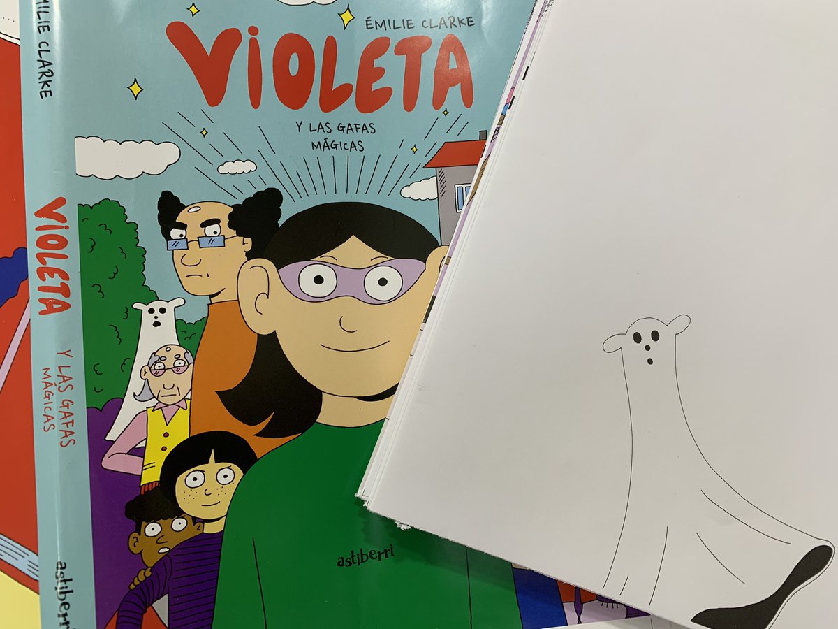 MarionDBJ's tweet photo. Las capillas de Violeta y las gafas mágicas de Émilie Clarke. Por cierto, el glosario de TsEdi es maravilloso para entender la terminología del mundo editorial… https://t.co/Nc4RseFXfl