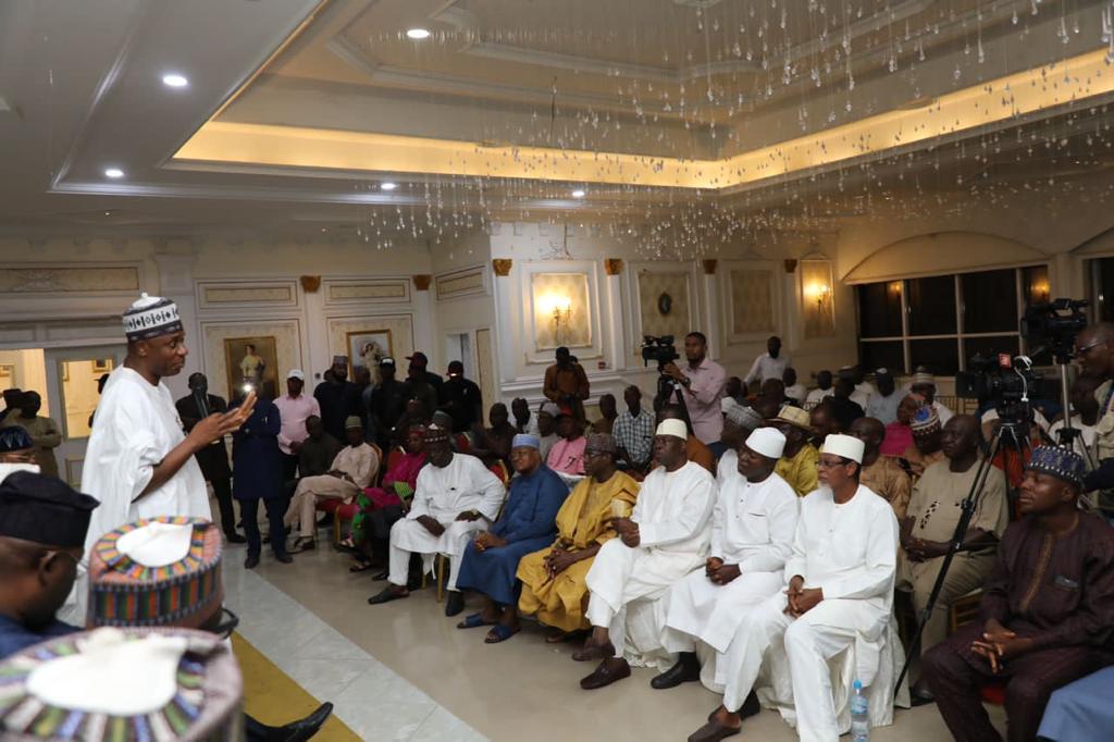 NSGFCRA's tweet photo. The frontline Presidential Hopeful of the All Progressives Congress Rt. Hon. Chibuike Rotimi Amaechi  Meets FCT APC delegates for consultations. https://t.co/TyJTdh9kqh