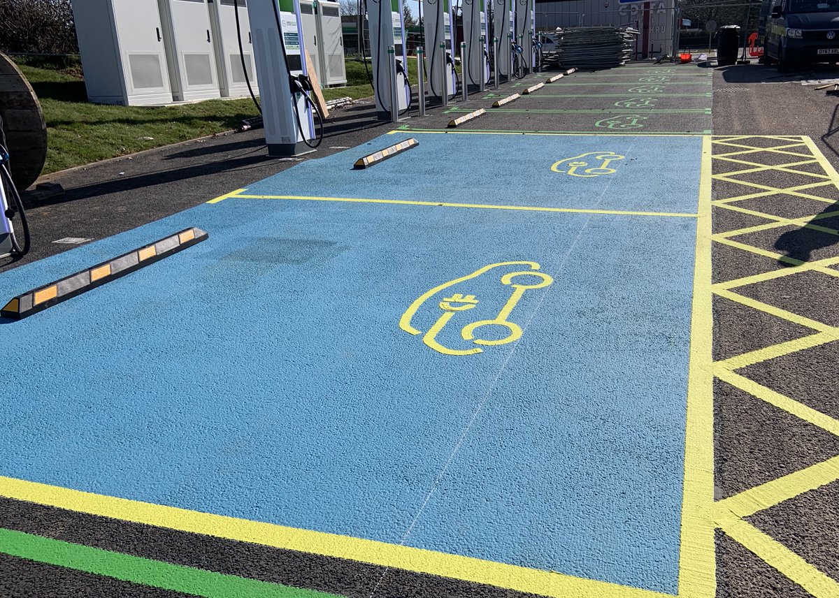 PL_LineMarking's tweet photo. With over 400,000 pure-electric cars and over 750,000 plug-in hybrids on UK roads, it is vital your car parks can cater for your consumers π.
If you require EV bays to be installed, call us today! https://t.co/wHVjne3icu
#EVbays #parkingbays #electriccars #WorcestershireHour https://t.co/H8RfDjOTHR