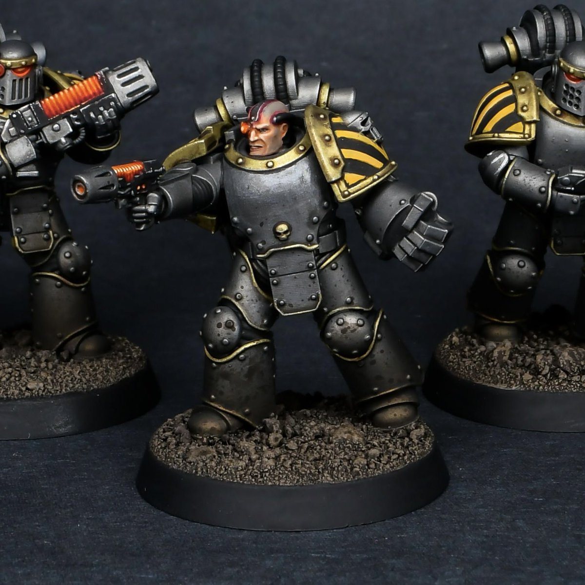 Col_Festus's tweet image. We fight the long war, not through vain notions of duty and honour, but through a far purer purpose: hatred. #ironwarriors #hereticastartes #chaos #paintingwarhammer #warhammer30k #warhammer40k #horusheresy #adeptusastartes #3dprinting #resin @Elegoo_Official @SirayaTech