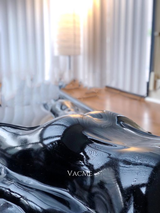 🤫🤫🤫光滑的** #vacbed #真空床 #latex #乳胶衣 #vacuumbed #バキュームベッド #乳胶真空床 #bondage https://t.co/8OKgLnIbL9<a href="/tag/vacbed"class="tags">#vacbed</a><a href="/tag/%E7%9C%9F%E7%A9%BA%E5%BA%8A"class="tags">#真空床</a><a href="/tag/latex"class="tags">#latex</a><a href="/tag/%E4%B9%B3%E8%83%B6%E8%A1%A3"class="tags">#乳胶衣</a><a href="/tag/vacuumbed"class="tags">#vacuumbed</a><a href="/tag/%E3%83%90%E3%82%AD%E3%83%A5%E3%83%BC%E3%83%A0%E3%83%99%E3%83%83%E3%83%89"class="tags">#バキュームベッド</a><a href="/tag/bondage"class="tags"><span>#bondage</span></a><a href="/tag/%E4%B9%B3%E8%83%B6%E7%9C%9F%E7%A9%BA%E5%BA%8A"class="tags"><span>#乳胶真空床</span></a>