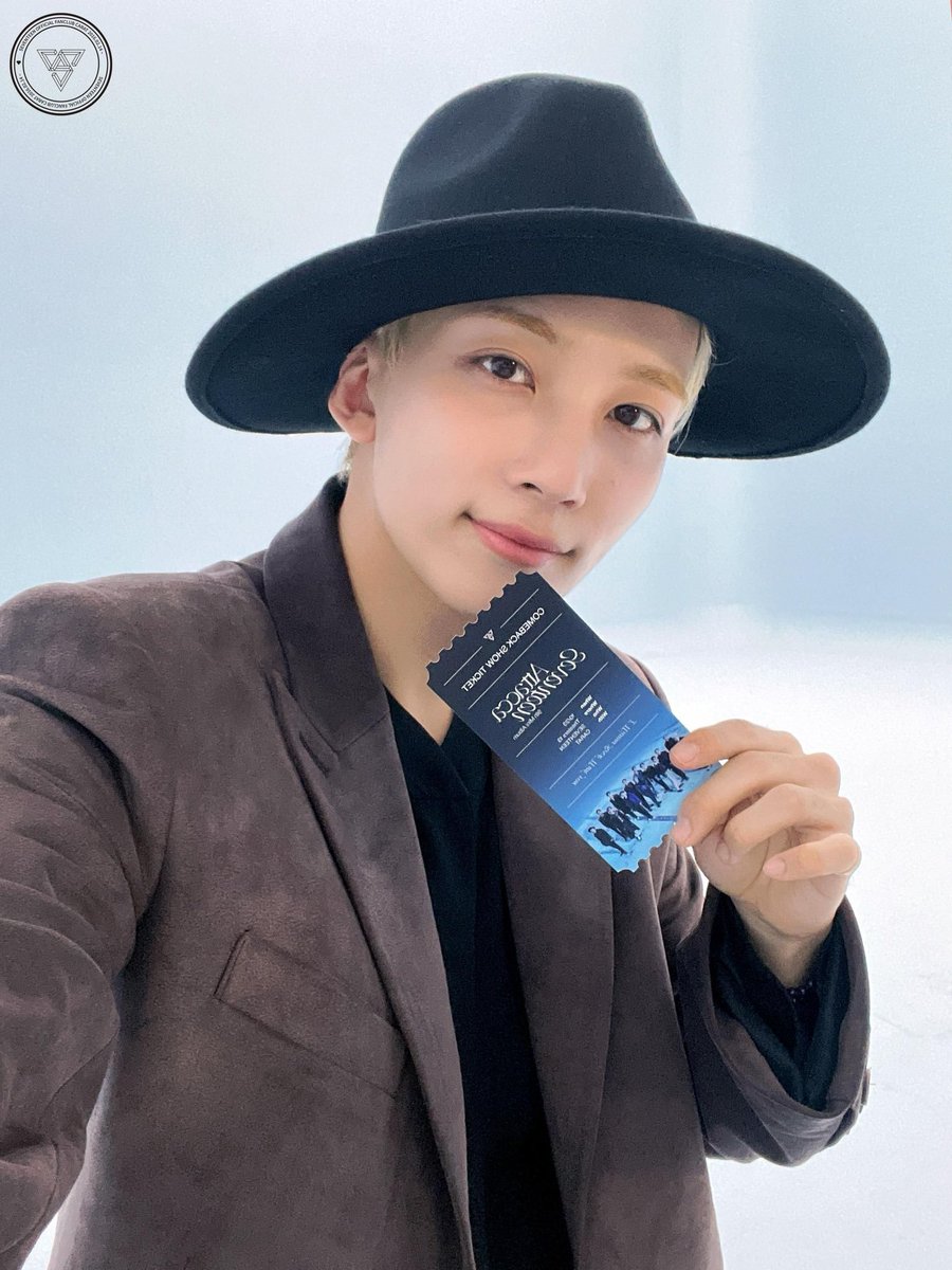 Jeonghan as bunnies (@myjeongbun) on Twitter photo 