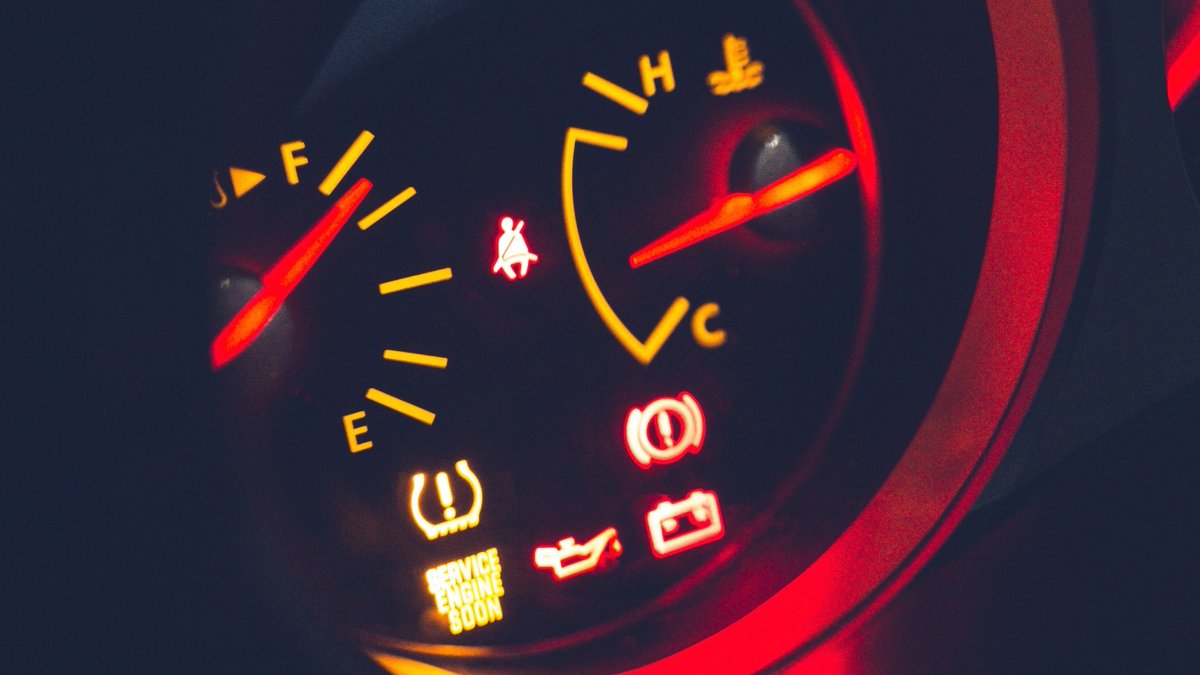 If your engine check light keeps coming on, you may need to change you fuel filter.

What's a fuel filter you may ask? We've written an article explaining its' importance and why you need to get it checked after you have misfuelled.

#fuelfilter #misfuel

autofuelfix.com/fuel_filter/