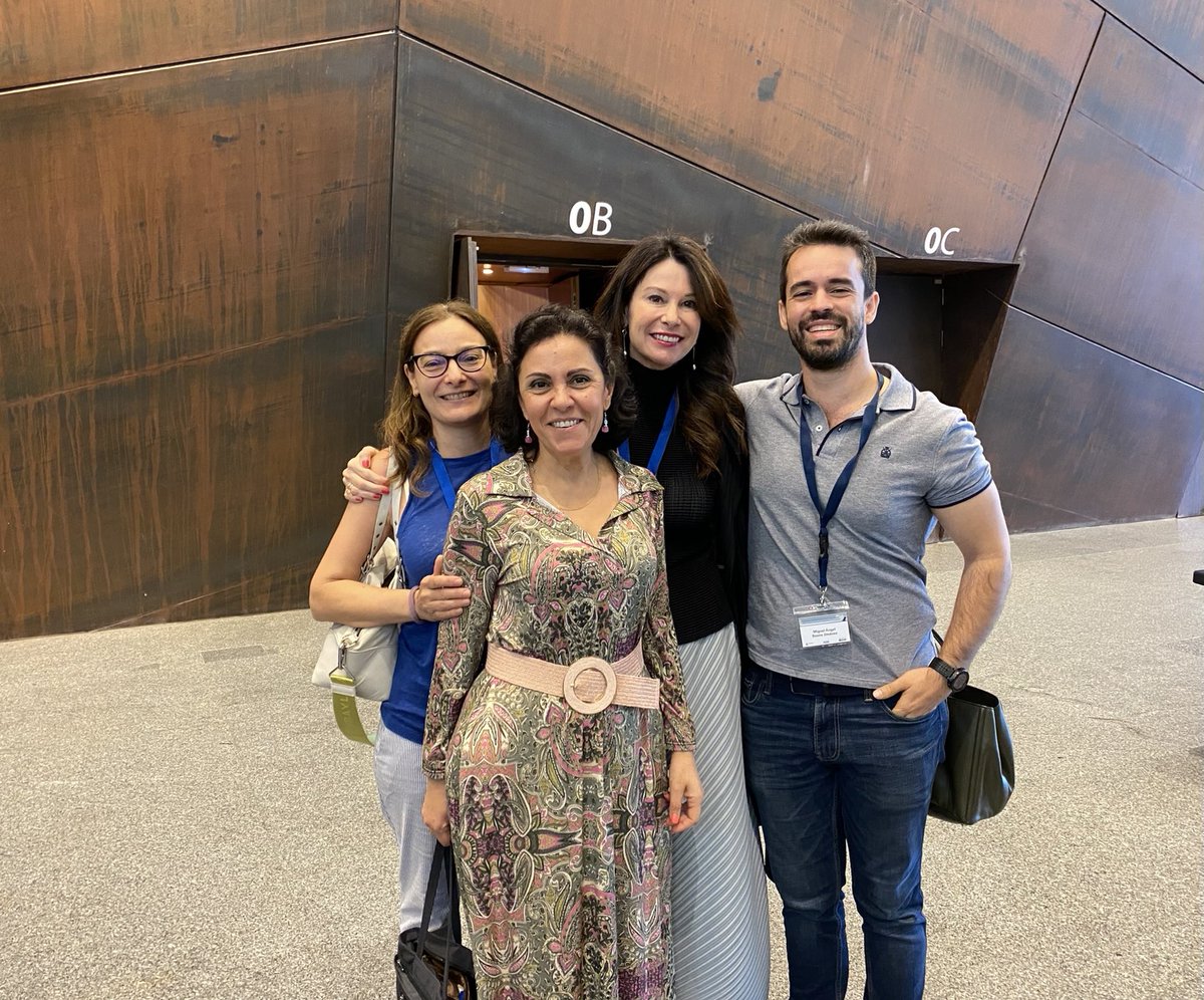 MariaPerezBelt3's tweet photo. Si veis que he desaparecido….mirad en Sevilla. Gracias compañer@s  por venir. Quiero veros prontito 💝.Sois…..increíbles ‼️🥰🥰🥰 https://t.co/95xJUyWdR2