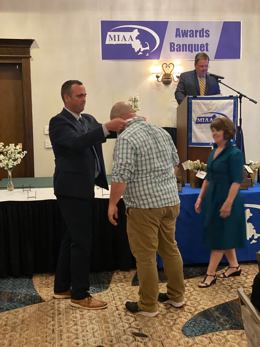 HawkNationAD's tweet photo. CONGRATS to MIAA T&amp;F Coach of the Year, Milford’s Derek Rose, RAWK ON!🥳🏆
@jcotlin @MilfordSchools @MHSBoosters2 @MIAA033 @ScarletHawkAT @LauriePinto5 @ScarletHawksTF @StacyMiddle66 https://t.co/diSjMPIwIW