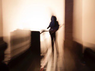 Sonorasmusic's tweet photo. ✨ @nadspiro en #SONORASIV ✨
Exploradora sónica de amplio espectro musical, Spiro habita un universo de guitarras y texturas incorporadas a ficciones sonoras.
💫 Su paso por el @centredelcarme va a ser INCREÍBLE https://t.co/yFEFqnhbTz