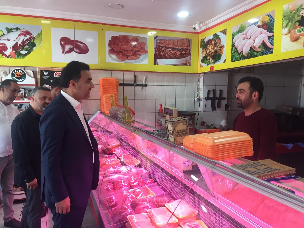 akpartifsm's tweet photo. AK Parti Sarıyer İlçe Başkanı Sn. Halil İbrahim KURŞUN 
@Hibrahimkursun
  ve Ak Parti FSM Mahallesi Yönetim Ekibi İle Esnaf Ziyaretinde Bulunduk https://t.co/kEkpVImbfk