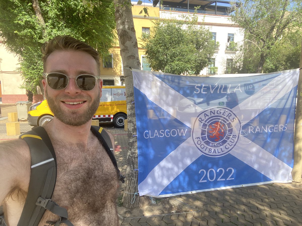 StandardWill's tweet photo. I made it! 🔴🔵⚪️🏆

#Rangers #EuropaLeagueFinal https://t.co/WzshFcHUc2