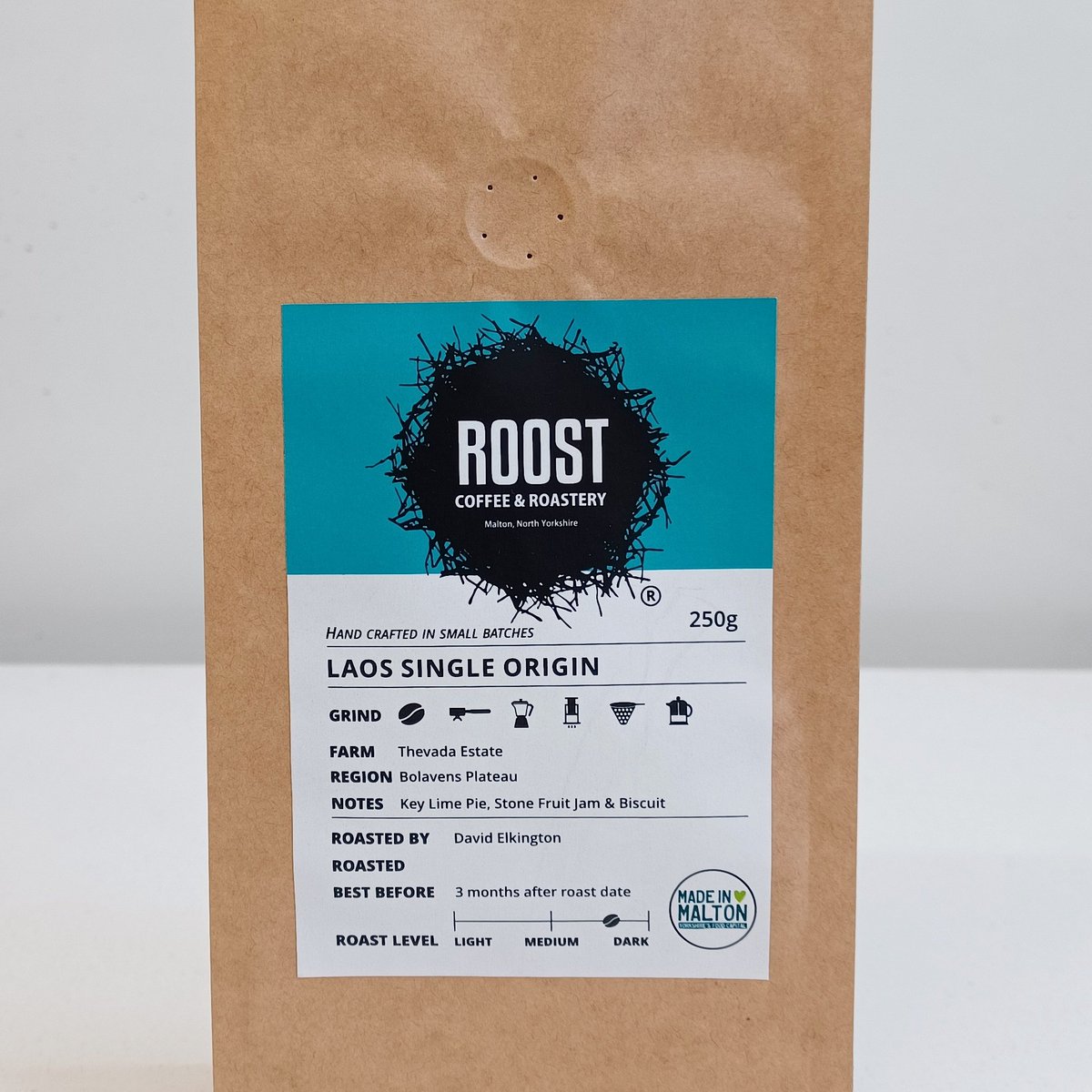 Roost_Coffee's tweet photo. ⭐ NEW COFFEE ⭐
LAOS Thevada
NOTES: Key Lime Pie, Stone Fruit Jam & Biscuit
A rich, dark roast, bringing a balance of body and acidity. The fermented cherry enables the complex flavours and sugar development.
https://t.co/pFYbBQWVSM
#newbeans #coffeelovers #specialitycoffee https://t.co/mooZI0QdxC