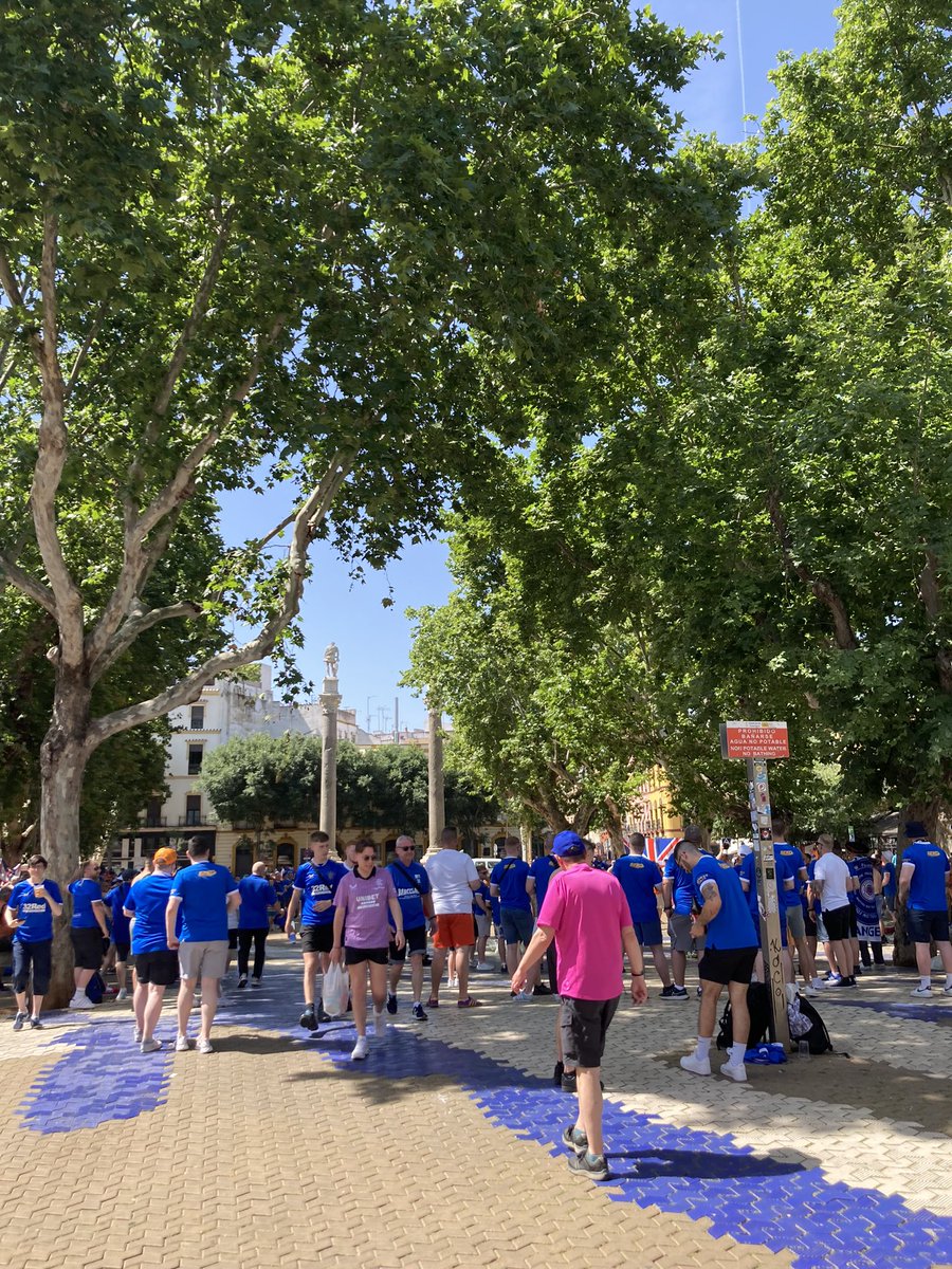 glenmatt's tweet photo. Seville is 🔵 https://t.co/QTuNCm1Lye