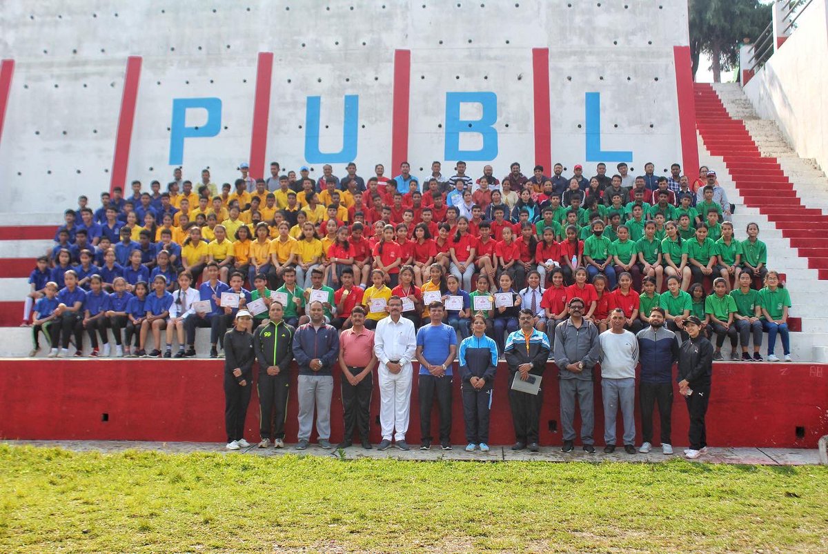 genbcjoshi_aps's tweet photo. Gen BCJoshi #ArmyPublic School, Pithoragarh conducted an 'Inter-House X-Country Competition 2022-23'on 15 May,2022. Students from all four houses participated,with full courage & enthusiasm,in in four categories,viz. Sr Girls,Sr Boys,Jr Girls,and Jr Boys.
@MoHFW_INDIA https://t.co/Lyi8fmh8S6