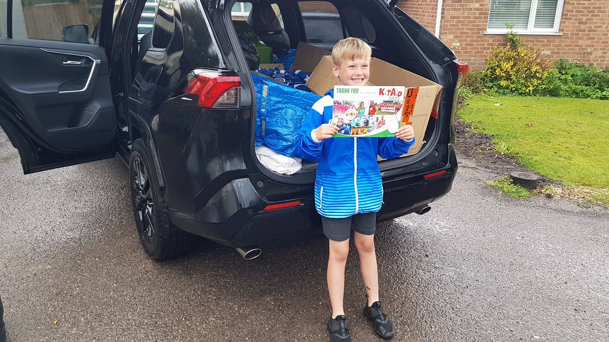 KitAid's tweet photo. A very big KitAid thank you to Katie and Joseph from @Brock_FC for a great donation of kit. 
If you are buying new kits for your club and don’t need the old ones please get in touch
#grassrootsfootball #Brockenhurst https://t.co/vorvQIXK9T