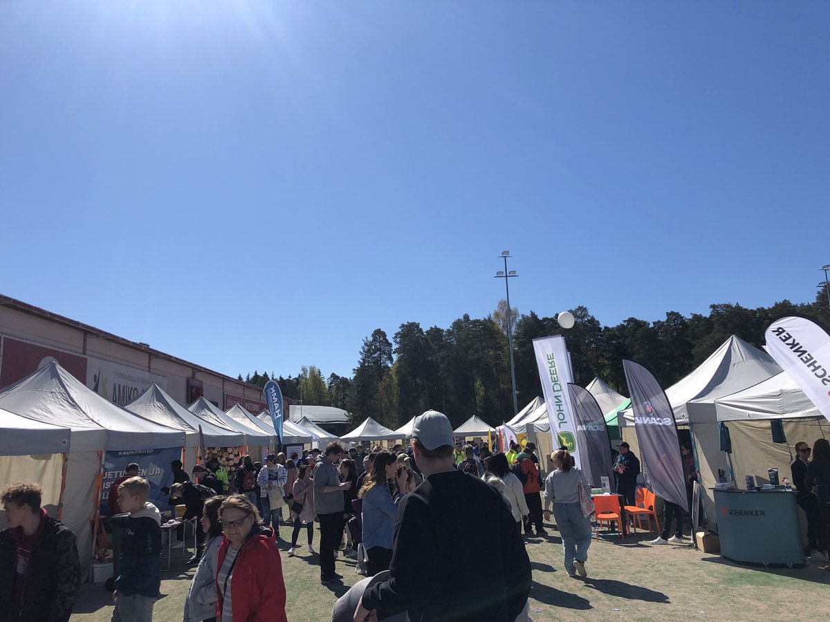 elinavalkama's tweet photo. Ammatillisen koulutuksen suurtapahtuman, Taitaja2022, toinen kisapäivä on käynnissä Porin urheilukeskuksessa. 
#taitaja2022 https://t.co/VK2I5WXH8Y