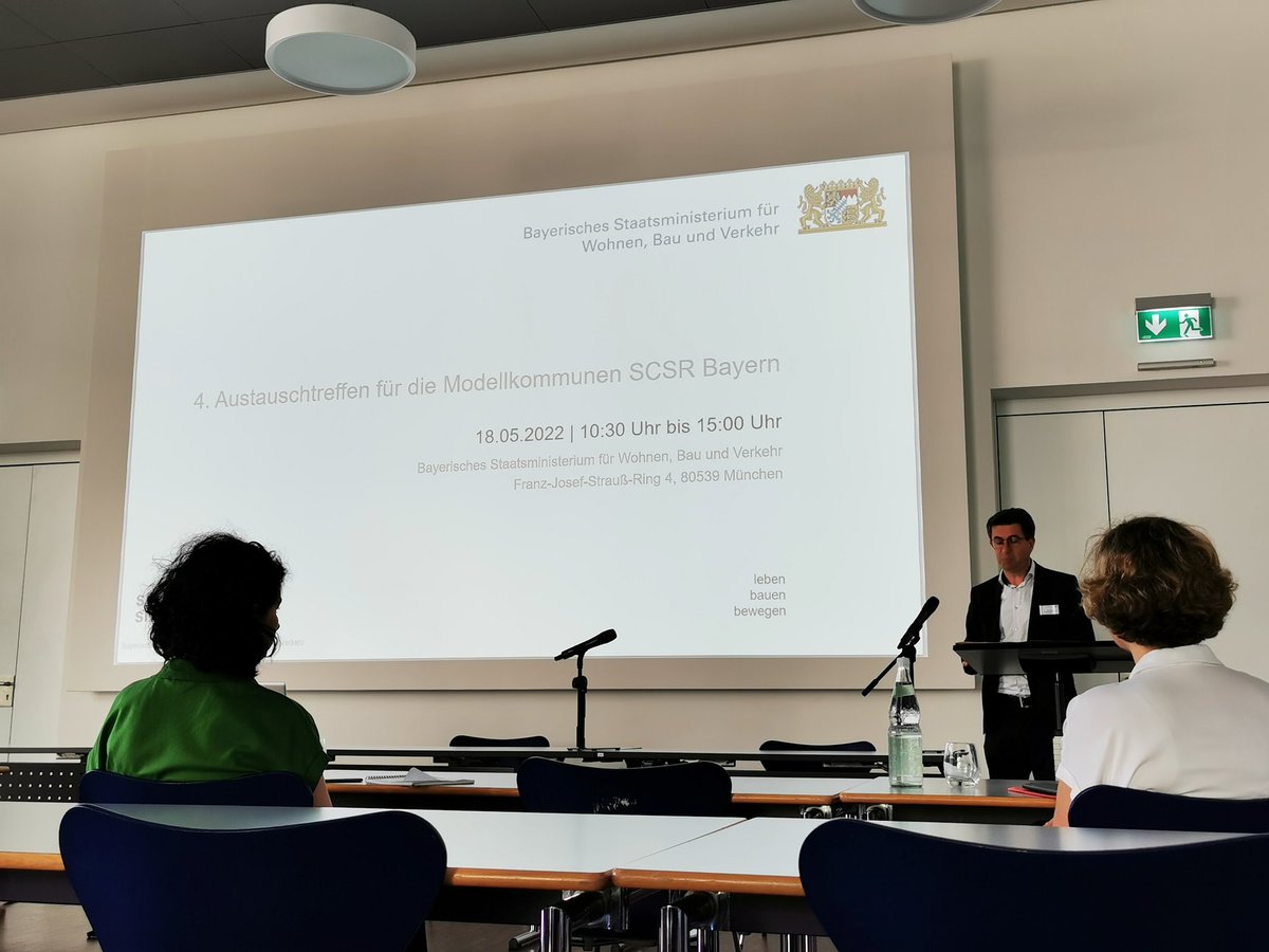 Today: Discussing the digitalisation of Bavarian cities and regions at Bavarian State Ministry for Housing, Construction and Transport, Munich (<a href="/BauenBewegen/">Staatsministerium für Wohnen, Bau und Verkehr</a>): 4th Exchange Meeting for the Model Municipalities SCSR Bavaria.