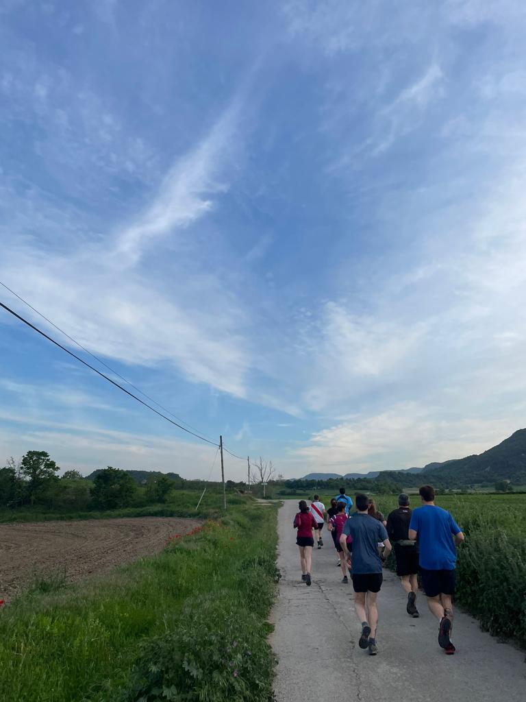 ccviclaguixa's tweet photo. [PROGRAMA CCVIC PRIMAVERA]
👉Els dimarts al @ccviclaguixa continuem amb els tallers de TRAIL RUNNING, ahir ruta des de #Sentfores i els seus voltants, 😍amb les indicacions tècniques de #diedre Escola de Trail https://t.co/SDqRT64o9L