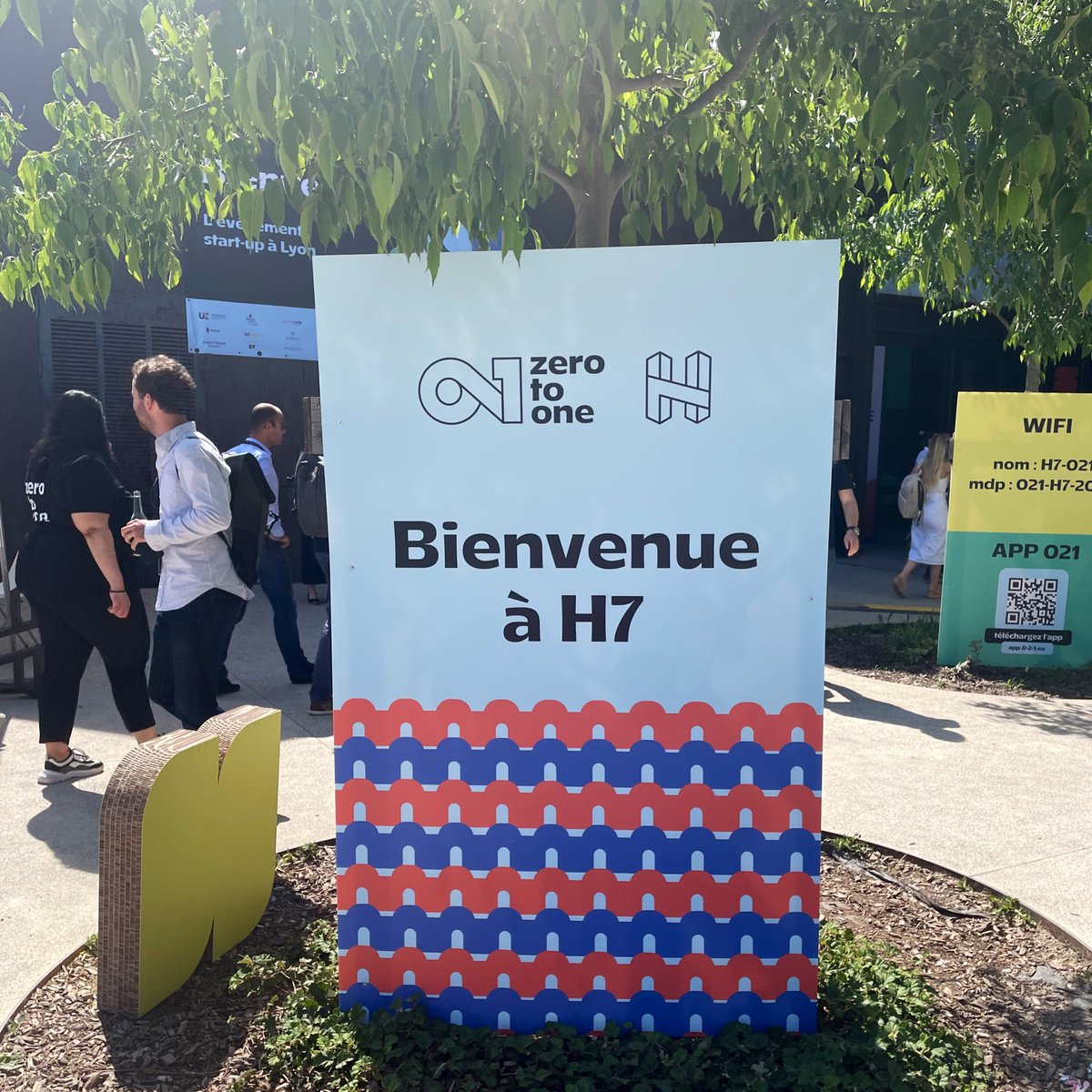 halfonse (@gethalfonse) on Twitter photo Une entrepreneure nous le disait « Lorsque l’on arrête d’apprendre, c’est la fin » <a href="/socialclem_/">Clémentine Hédont I Experte social media & vente</a>
halfonse est aujourd’hui à <a href="/H7lyon/">H7</a> pour une journée consacrée au #021H7 🚀
Au programme 🤓
• Expérience utilisateur
• Repenser l’expérience au travail
• Réaliser son potentiel Une entrepreneure nous le disait « Lorsque l’on arrête d’apprendre, c’est la fin » <a href="/socialclem_/">Clémentine Hédont I Experte social media & vente</a>
halfonse est aujourd’hui à <a href="/H7lyon/">H7</a> pour une journée consacrée au #021H7 🚀
Au programme 🤓
• Expérience utilisateur
• Repenser l’expérience au travail
• Réaliser son potentiel
